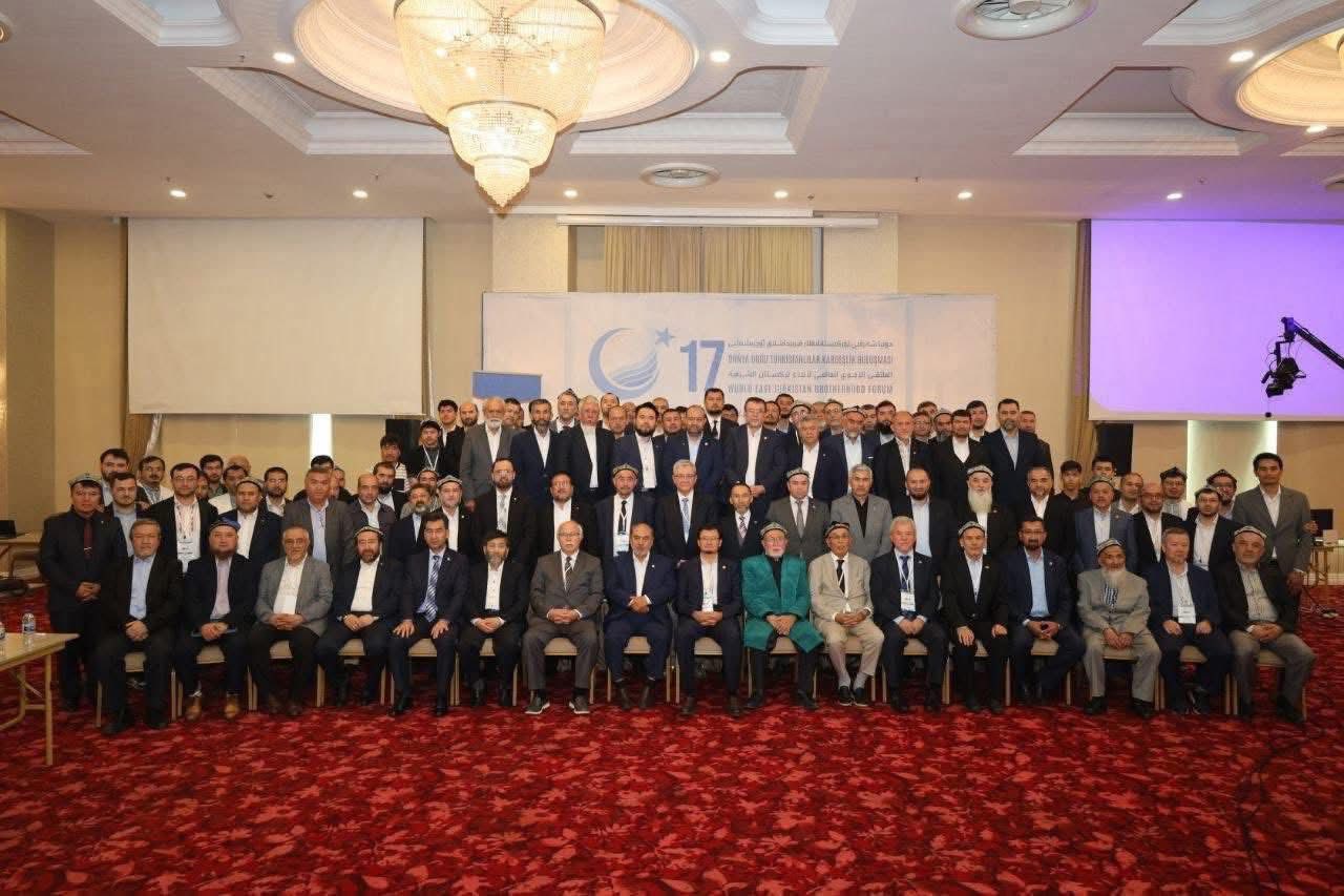 17 -n&ouml;wetlik dunya sherqiy t&uuml;rkistanliqlar q&eacute;rindashliq uchrishishining xulase dokilati